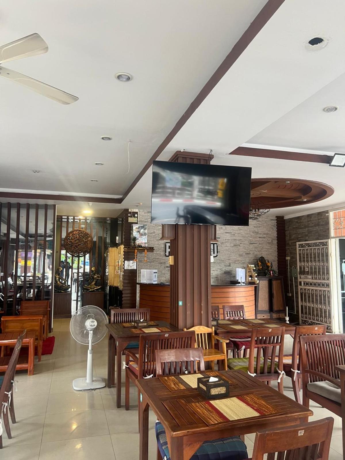 Sk And Restaurant Patong